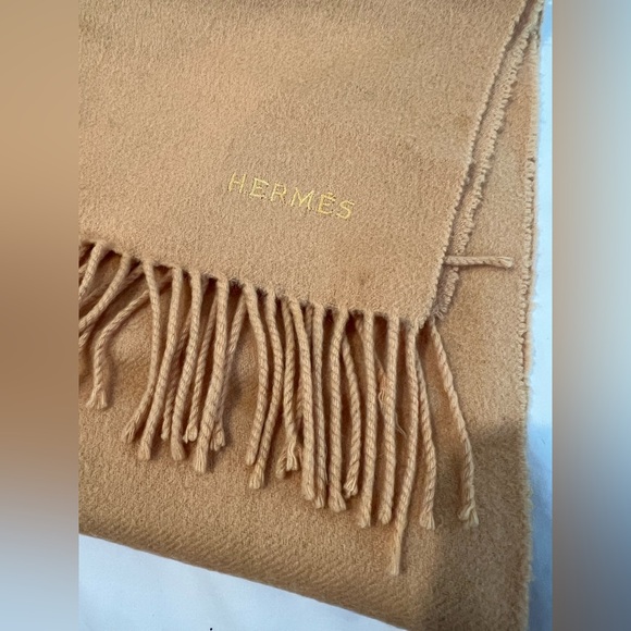 Hermès Tan Wool Scarf with Fringe - Picture 1 of 4